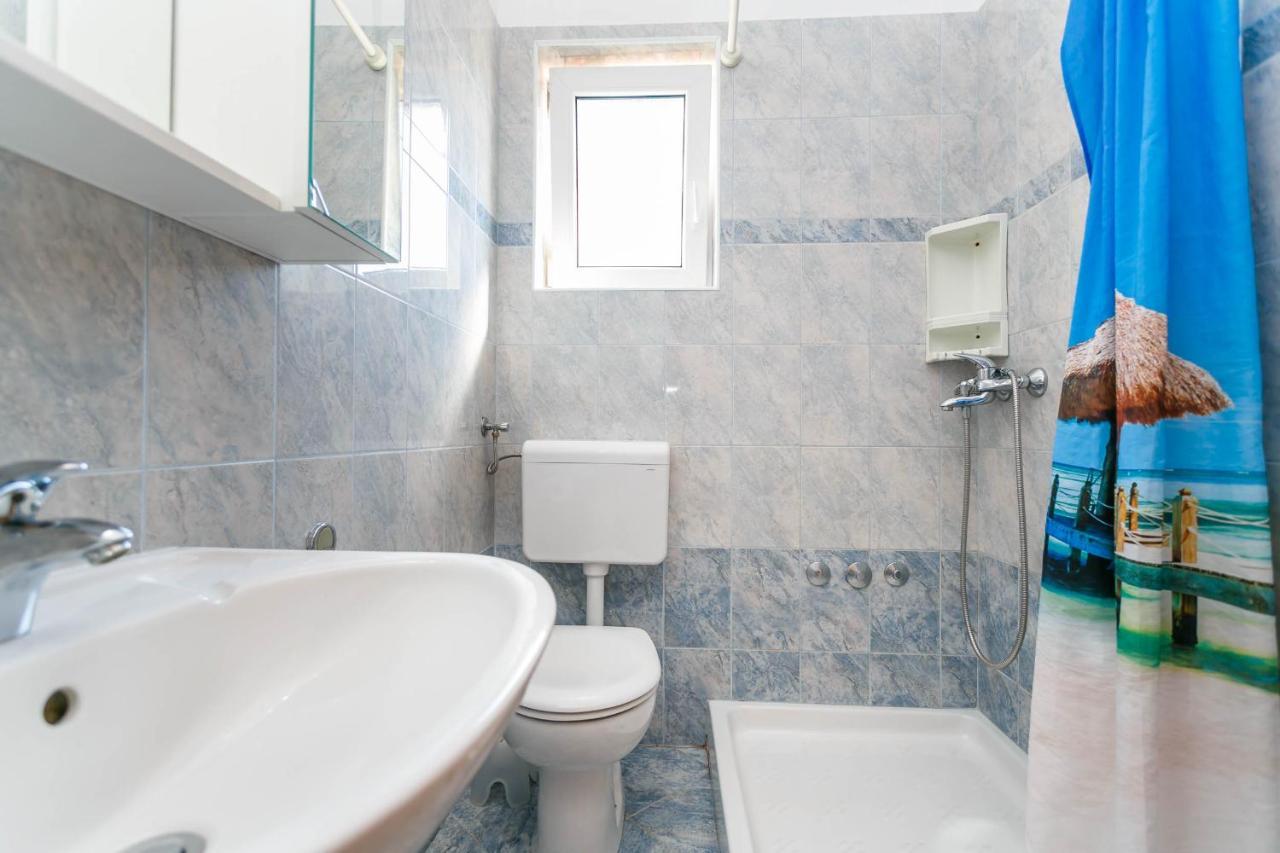 Apartmani Luka Kornić Exteriér fotografie