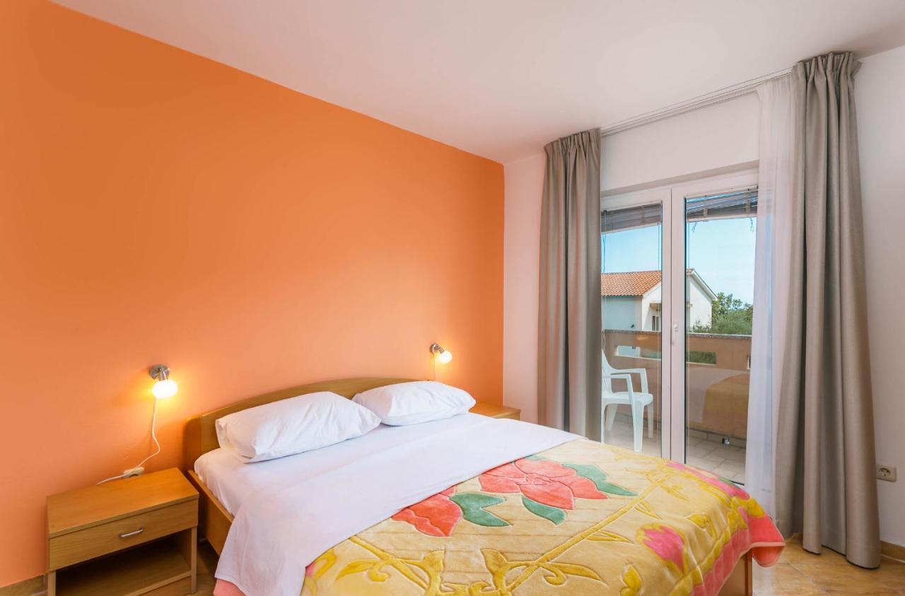 Apartmani Luka Kornić Exteriér fotografie