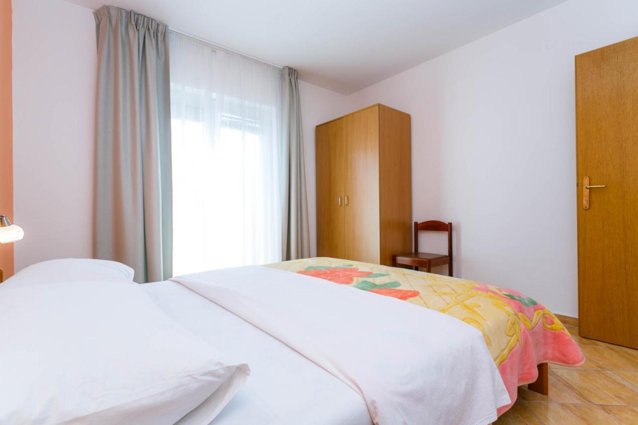 Apartmani Luka Kornić Exteriér fotografie